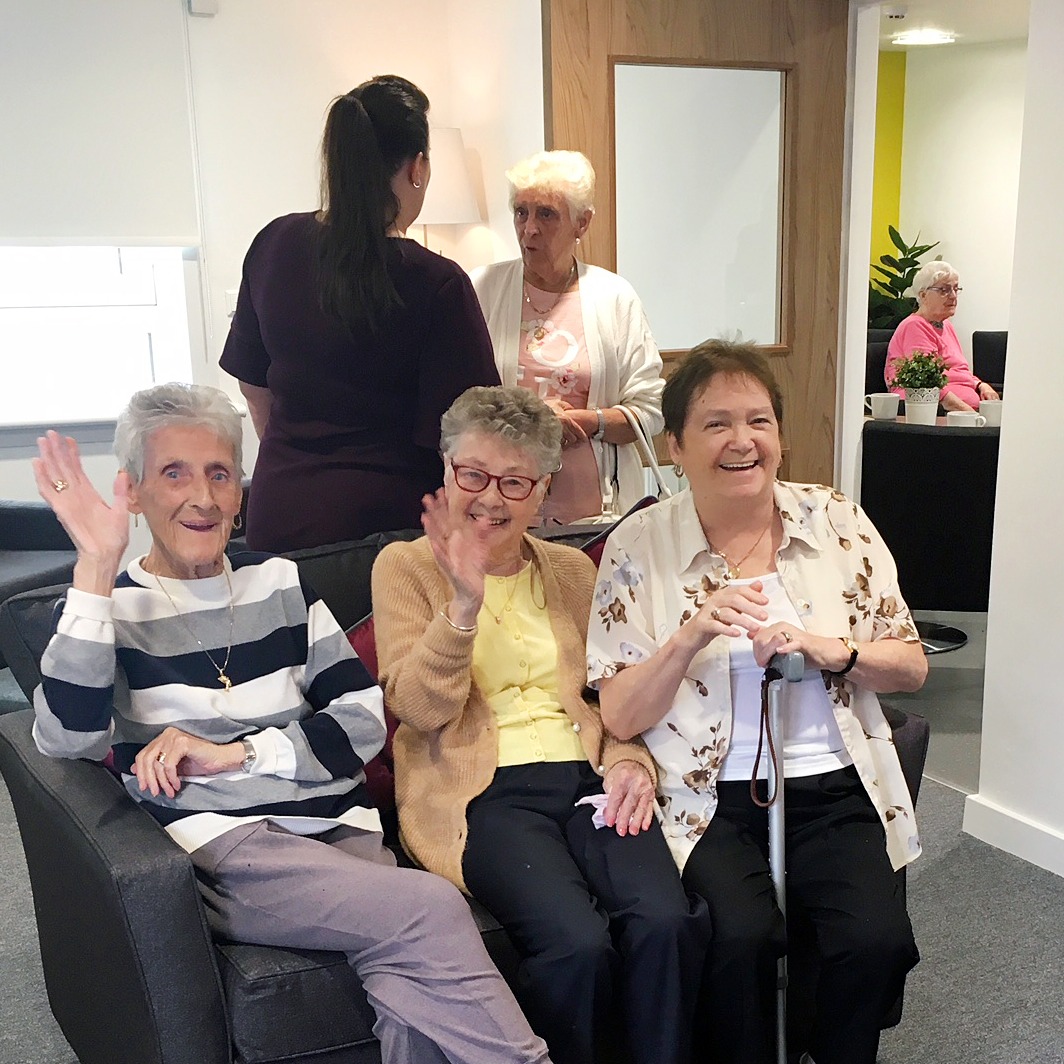 Tenants at 415 Nitshill Road